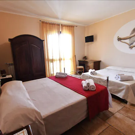 Olimpo Bed & Breakfast 3*